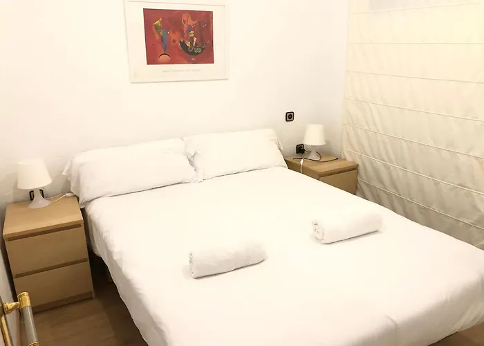 New! Apartment In Sarria Near Metro